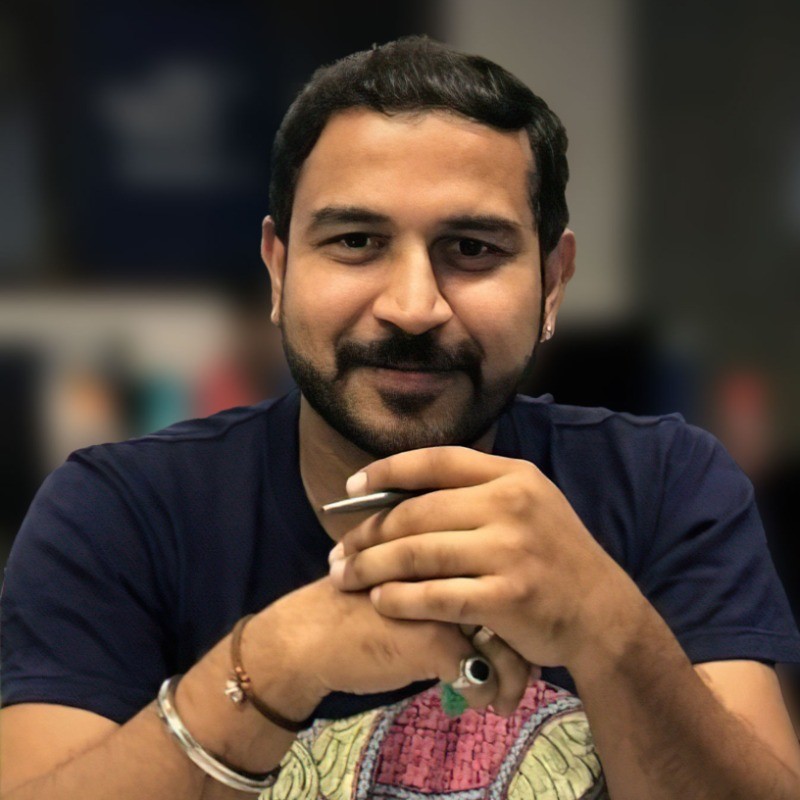 Vivek Gururani - Dynamics Square author